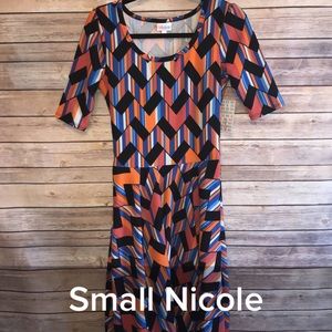 LuLaRoe Nicole Dress